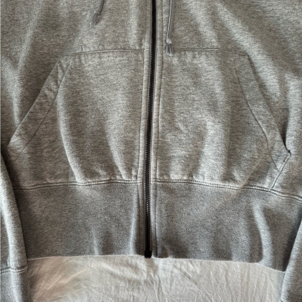 Nike Heather Gray Full-Zip Cropped Hoodie - Picture 3 of 4